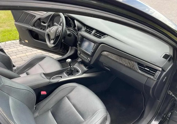 Toyota Avensis cena 47900 przebieg: 240000, rok produkcji 2015 z Dzierzgoń małe 704
